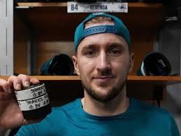 Budaj vychytal víťazstvo, Chára skóroval