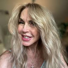 Betty C Wimberly (@glittergirl_811) • Threads, Say more