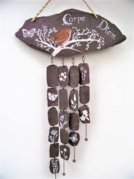 Carillon De Jardin En Ardoise Carillon A Vent Mobile Peint Main Decoration De Jardin Carpe Diem Creation Troglodyt Dog Tag Necklace Wind Chimes Tag Necklace