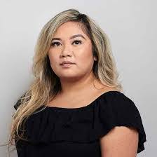 Laura Meehan's Instagram, Twitter & Facebook