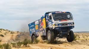 dakar 2019 trucks race kamaz the besieged fortress trucks dakar new pickup trucks