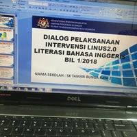 0 ratings0% found this document useful (0 votes). Pejabat Pelajaran Daerah Hulu Selangor Kkb Government Building