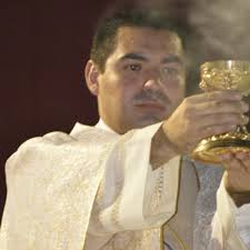 En todo amar y servir'