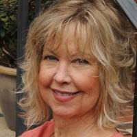 Elaine Orr's Instagram, Twitter & Facebook