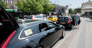 Pandemin har slagit hårt på nöjeslivet. Taxichaufforer I Slagsmal Vid Lund C Hd