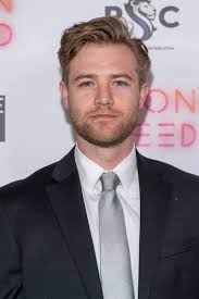 Tommy Cooley Attends 2019 Dances Films Festival Full Dress World — Stock  Editorial Photo © info@photographybyeugene.com #356153956