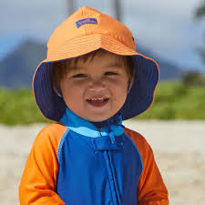 What Should Your Baby Wear to the Beach?