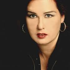 Rosalba Andrade's Instagram, Twitter & Facebook