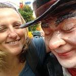 Sigrid Davis's Instagram, Twitter & Facebook