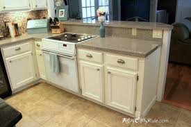 My Chalk Painted Cabinets 4 Years Later How Did They Do Artsy Chicks Rule Annie Sloan Kitchen Cabinets Chalk Paint Kitchen Cabinets Chalk Paint Kitchen