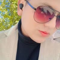 10+ perfiles de «Max Rivas»