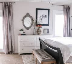 Feb 09, 2018 · fixer upper's best master bedrooms + bathrooms take a peek inside our favorite master suites from all 5 seasons of fixer upper. Elegant Fixer Upper Bedrooms Acnn Decor