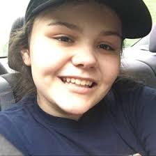 Sienna Lyons (siennalyons70)