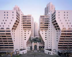 Gallery Of A Utopian Dream Stood Still Ricardo Bofill S Postmodern Parisian Housing Estate Of Noisy Le Grand 2 Noisy Le Grand Brutalist Architecture Building