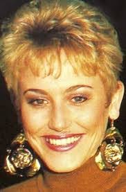 Stacey Macklin's Instagram, Twitter & Facebook