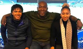 She made her wsl debut in the 2017/18 season with arsenal. Siblings Lauren And Reece James Go From Back Garden To England History Women S Football The Guardian
