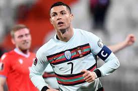 The match starts at 20:45 on 7 october 2020. C4fce3agp0ghmm