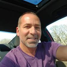 It's the Red River Rivalry 👀 Who's taking the win this time?