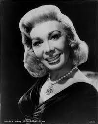 Dolores Gray's Instagram, Twitter & Facebook