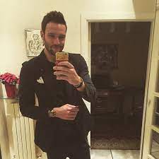 Andrea married silvia marisa nardelli on month day 1988, at age 21 at marriage place. Andrea Zenga Biografia Eta Altezza Peso Figli Fidanzata E Vita Privata Spettegolando