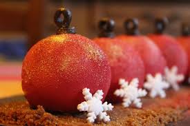 Entremets Boules De Noel Vanille Pommes Caramel Speculoos Pomme Caramel Dessert Noel Boule Recette Dessert Noel
