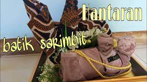 Cara membuat hiasan kelas smp dari barang bekas. Cara Membuat Hantaran Dari Baju Batik Dan Kebaya Youtube