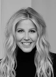 Meredith Vaughan's Instagram, Twitter & Facebook