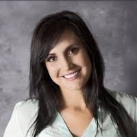 Erin Luttrell's Instagram, Twitter & Facebook