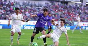 Comisión Disciplinaria retira tarjeta roja a Marcel Ruíz, pero no jugará en la jornada 17