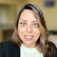 Sandra Aispuro's Instagram, Twitter & Facebook