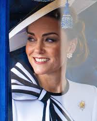 🔗: https://enews.visitlink.me/u80fnL The Princess of Wales might be  serving up another public outing soon. (📷: Shutterstock)