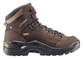 Epingle Sur Botte Randonnee Homme