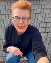 it’s not a fit check without good jeans👖tag us and use #thanksitsoldnavy  when you post yours 💙