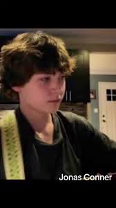 How to Play Jonas Conner