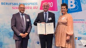About hungary what does the government do to popularize our traditional. Deutsch Ungarische Industrie Handelskammer Zeichnet Heiche Hungary Kft Fur Die Duale Berufsausbildung Aus Heichegroup