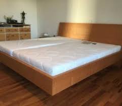 Oder konfigurieren sie online ein individuelles bett. Massivholzbett Aus Kirschbaum Schreinerei