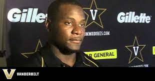 Johnell Thomas's Instagram, Twitter & Facebook