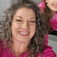 What are some homeschooling options and recommendations?