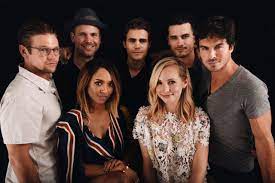 Not all of the actors cast on the show were teens. The Vampire Diaries Cast Serving Looks And Being Adorable Sdcc 2016 Vampire Diaries Cast Vampire Diaries Vampire Diaries Seasons