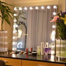 Big Mirror With Lights White Glass Top Fantasy Makeup Vanity With Lights Lampstars