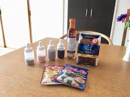 調味料は ダイソー のはちみつボトル ミニポット に詰め替えて 片手でサッとらくらくに 片づけ収納ドットコム ボトル ポット 片づけ