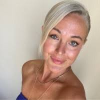 40+ "Amanda Tobin" profiles