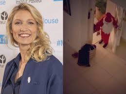 Check spelling or type a new query. Alexandra Lamy Deguisee En Pere Noel Presque Demasquee Par Son Neveu De 4 Ans Videos Soirmag