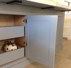 258 / for our full product range visit hafele.co.uk. Hidden Island Support Bracket Photo By Garcia Cabinet Makers Interior Design Kitchen Contemporary Kitchen Interior Design Modern Countertop Support Brackets