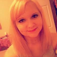 Courtney Thacker's Instagram, Twitter & Facebook