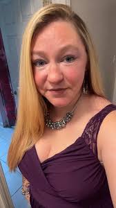 Girlfriend rocks fashion fix set