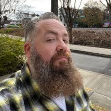 I am happy to report that once again I join the ranks of the gainfully  employed!! I have been laid off 4 times in my career (twice by the same  company -