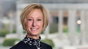 State of Illinois employee Amanda Kimmel contributes a total of $175 to  Democratic Party candidate Elizabeth Warren