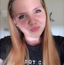 Abby Sampson Selfies😍😍