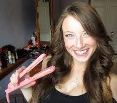 Angela Menard's Instagram, Twitter & Facebook